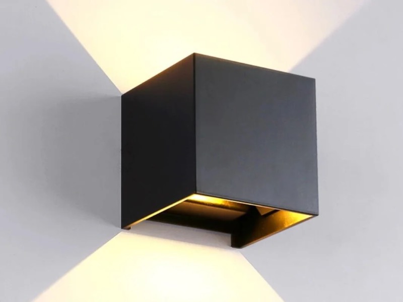 Applique murale 12w led carré noir 